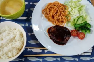 給食