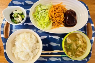 夏休みの給食